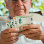 How-to-save-money-for-your-retirement-age.